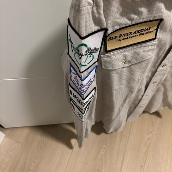 Rodeo Contestant Shirt - Picture 4 of 6